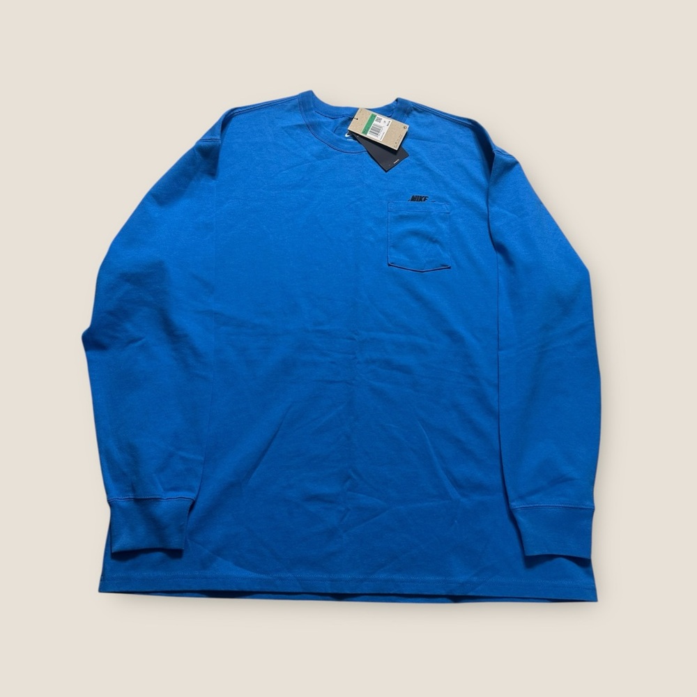 Nike The Nike Tee Men’s XL Blue Long Sleeve Loose Fit Performance Activewear New